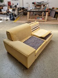 Sofa komplette Neuaufarbeitung, Polsterung und Bezug